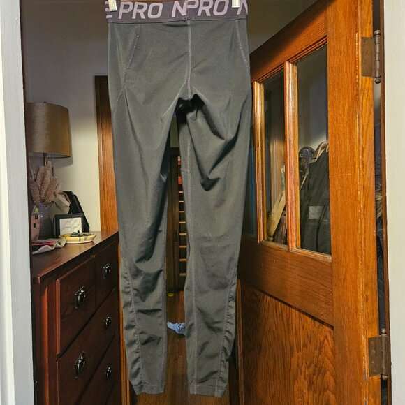 Nike Dri-Fit Mesh Women's Leggings - Black - Size Medium - Picture 3 of 8